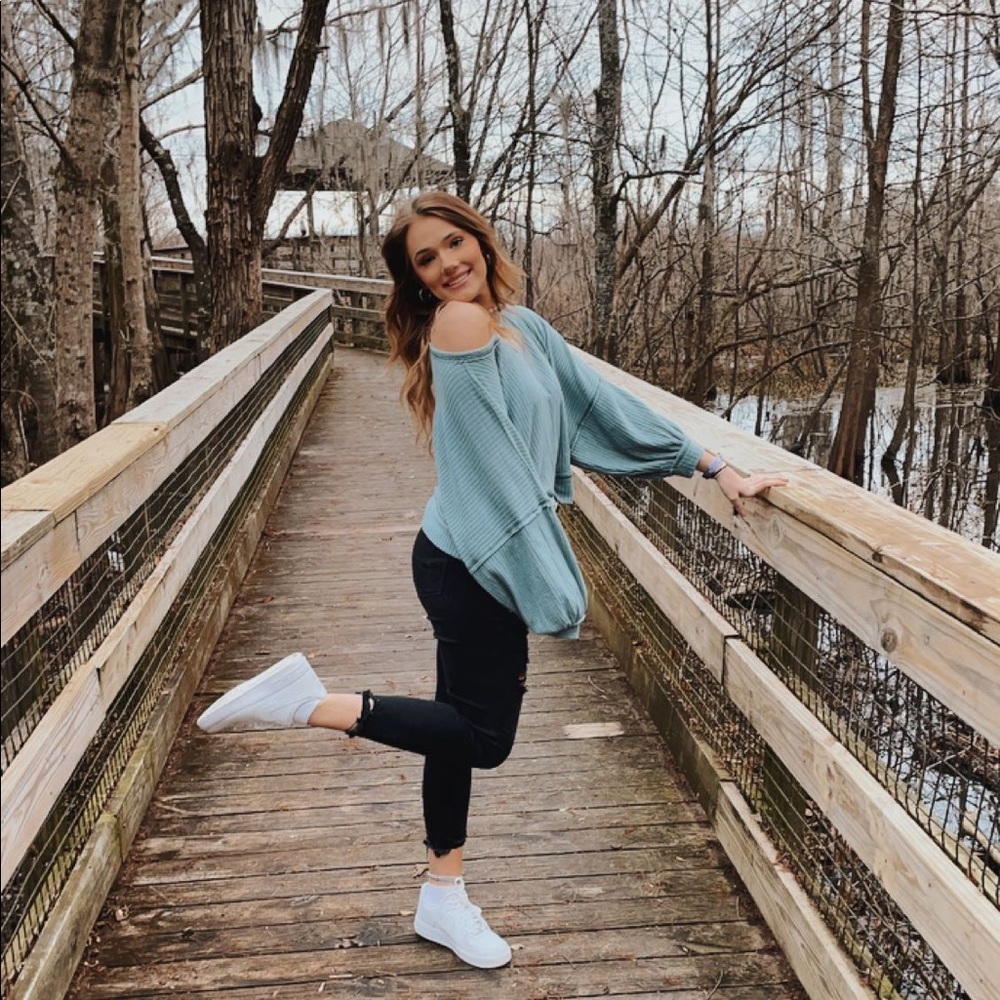 Meet your Posher, Maddie